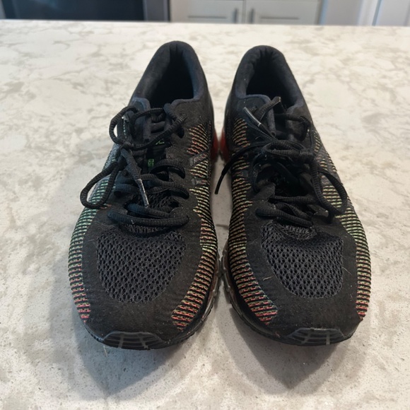 ASICS - Picture 2 of 3